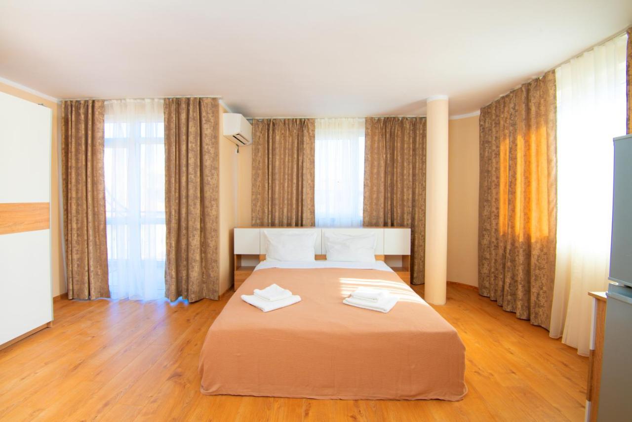 Hotel House With Garden Pomorie Exterior foto